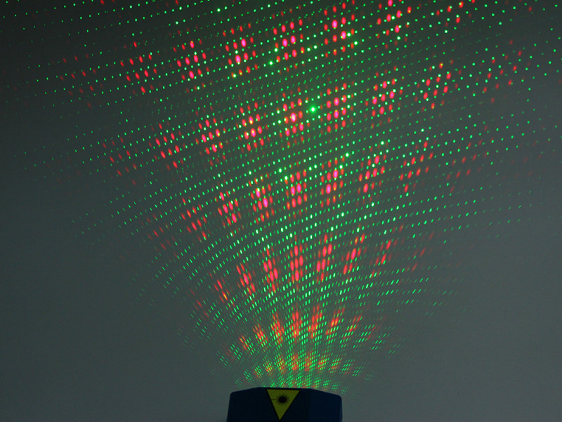 MGY-001 voice automatic control laser stage lighting MGY-001 voice automatic control laser stage lighting
