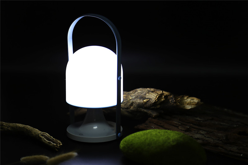 USB 9owered LED desk lamp night light outdoor camping lantern