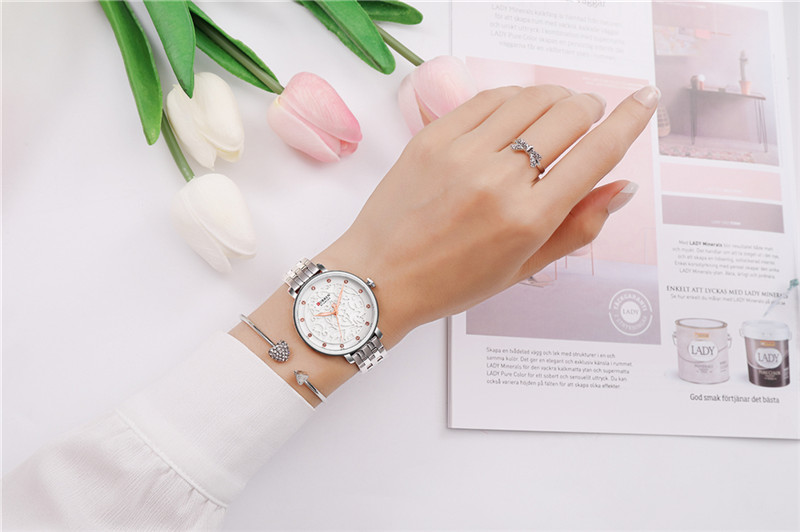 CURREN 9046 women quartz watch bracelet watches