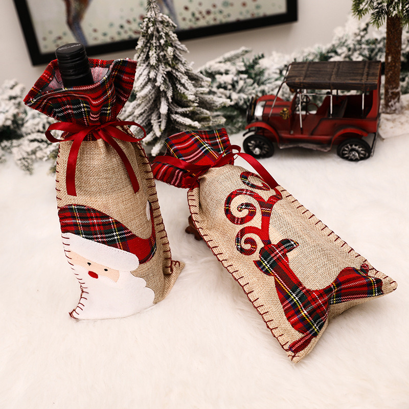 lattice edge christmas wine bottle sleeve